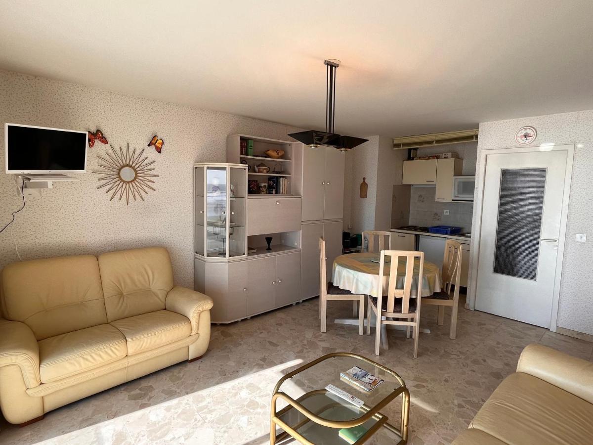 Appartement T2 Avec Balcon Et Vue Mer, 1Er Etage, Ascenseur, Tv, Cuisine Equipee - Fr-1-197-466 莱萨布勒-多洛讷 外观 照片
