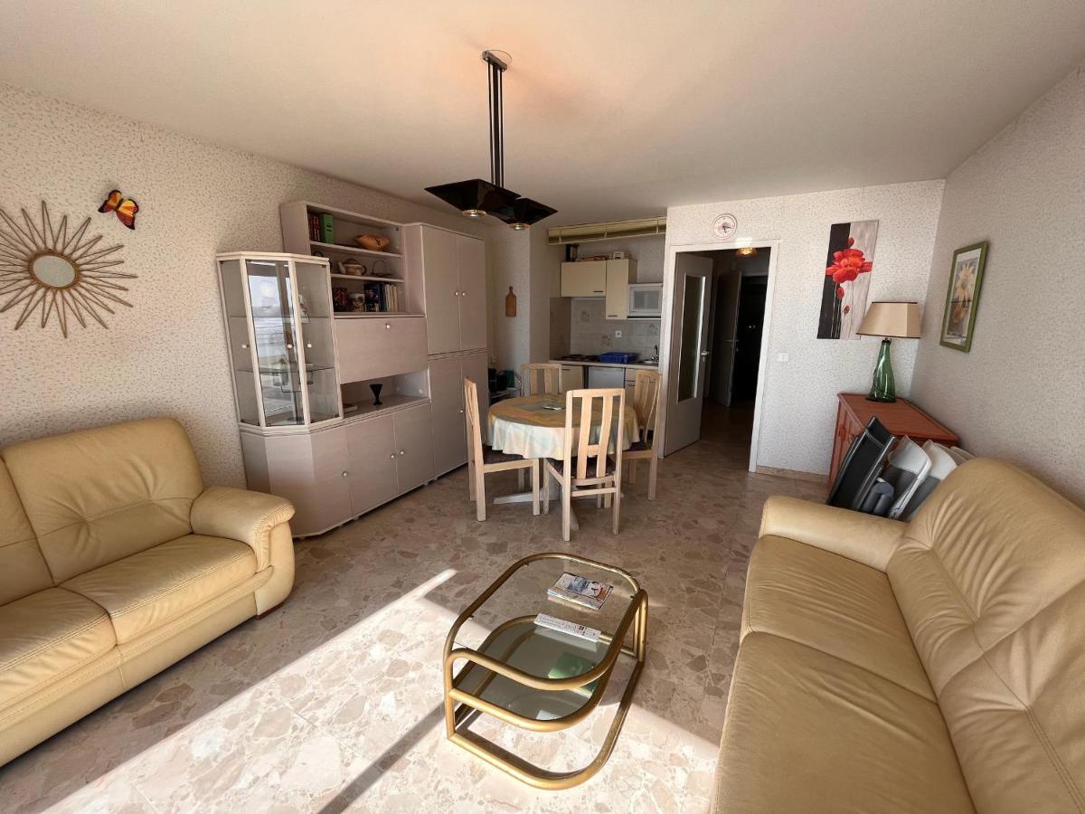 Appartement T2 Avec Balcon Et Vue Mer, 1Er Etage, Ascenseur, Tv, Cuisine Equipee - Fr-1-197-466 莱萨布勒-多洛讷 外观 照片