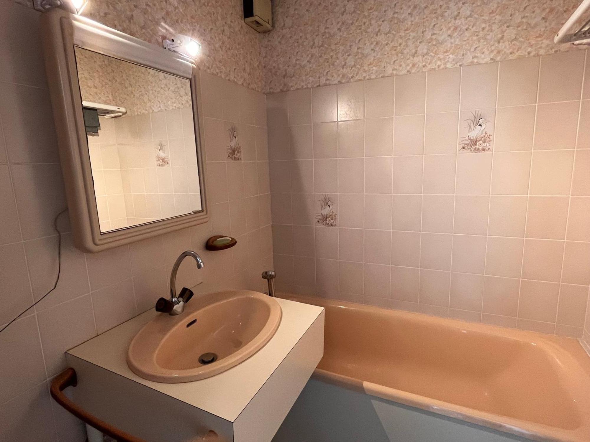Appartement T2 Avec Balcon Et Vue Mer, 1Er Etage, Ascenseur, Tv, Cuisine Equipee - Fr-1-197-466 莱萨布勒-多洛讷 外观 照片