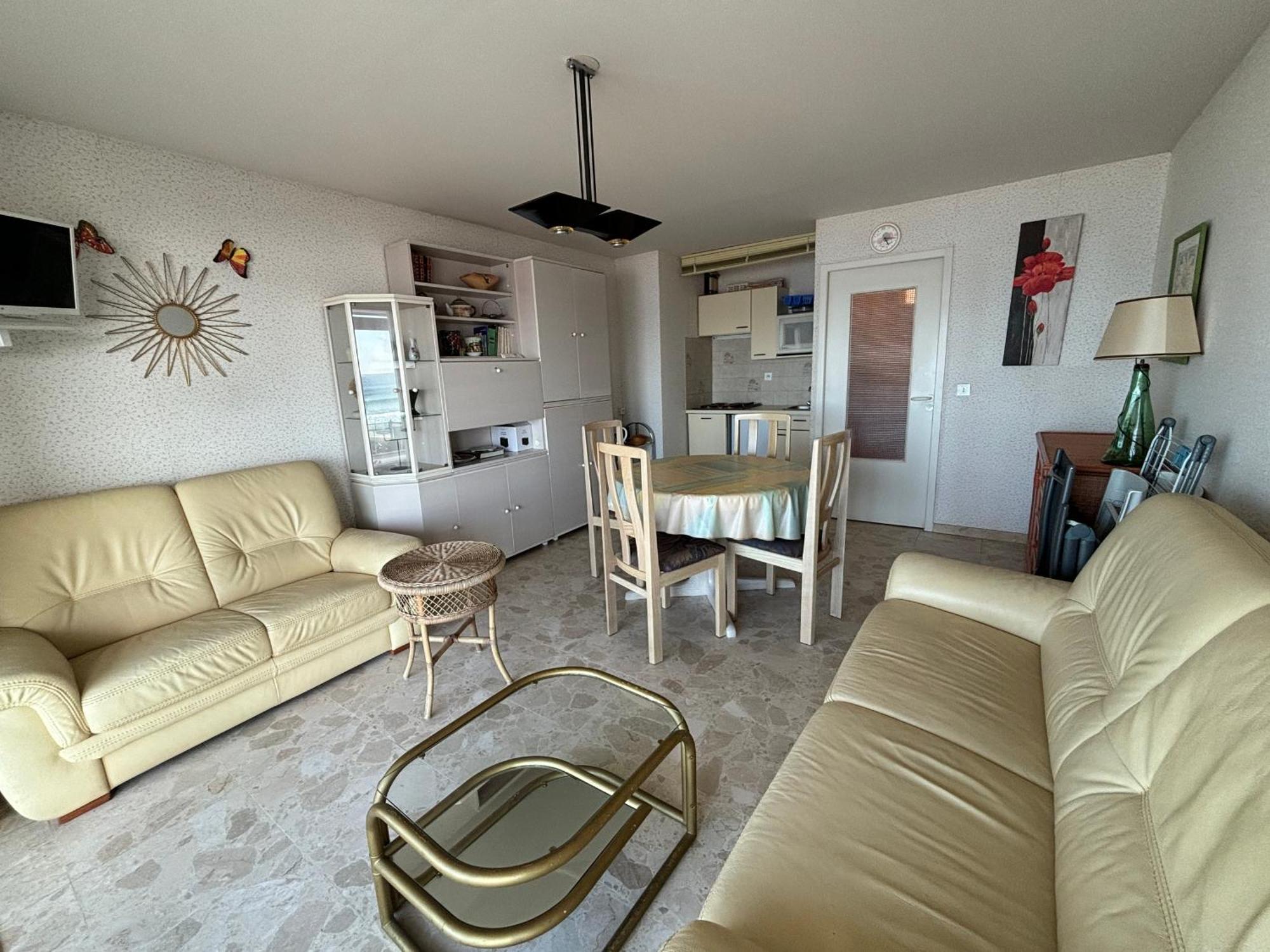 Appartement T2 Avec Balcon Et Vue Mer, 1Er Etage, Ascenseur, Tv, Cuisine Equipee - Fr-1-197-466 莱萨布勒-多洛讷 外观 照片